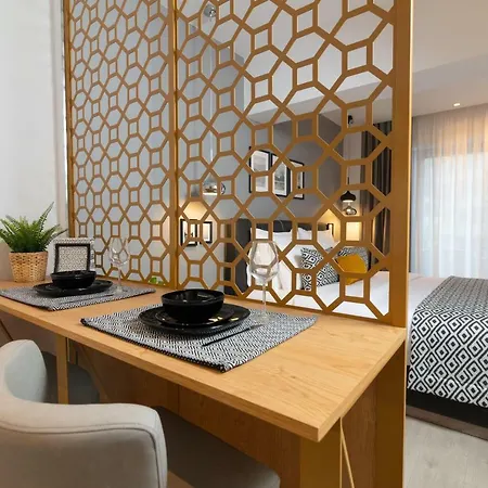 F & B Collection - Seaview Minilux *